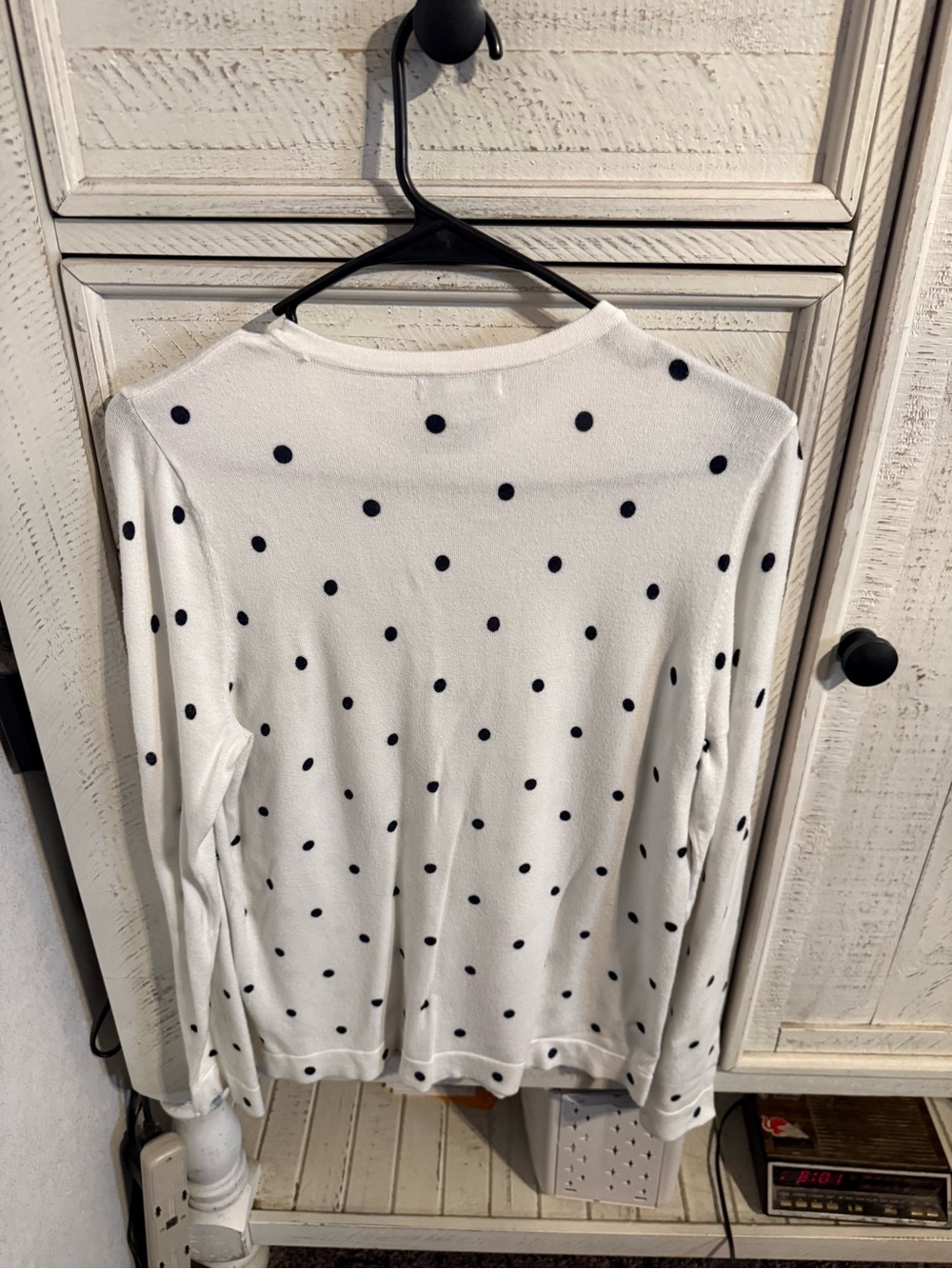 croft & barrow White Sweater with Navy Polka Dots
